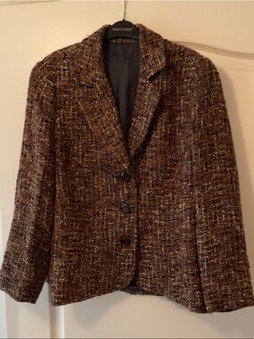Frank Lyman Design Brown Tweed Blazer Jacket with Subtle Gold Threads